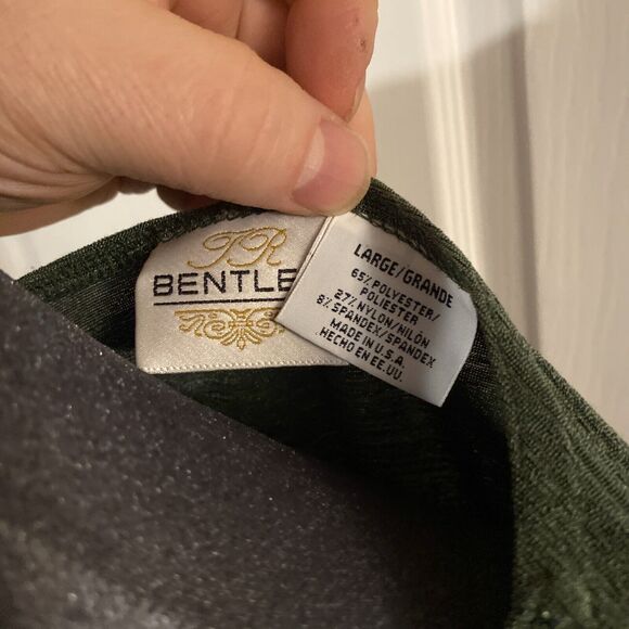 TR Bentley Top Women’s Size Large Green 3/4 Sleeve V Neck Stretch Made In USA - Picture 6 of 11